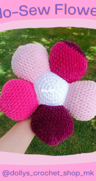 Dollys Crochet Shop Mk - Sara - No-Sew Flower -  Free
