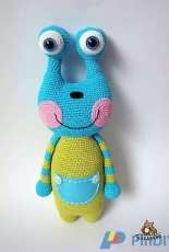 Rozarrka - Iveta H - Crocheted Allien - Slovak