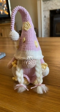 Sleeping gnome