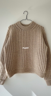 September Sweater v2 by Mette Wendelboe Okkels - PetiteKnit - English - Updated