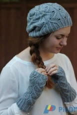 Trieste Hat and Mitts by Corrina Ferguson/PicnicKnits