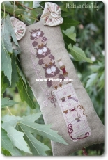 Madame Chantilly -  Tre Civette Sul Comò - Stitching Owls XSD