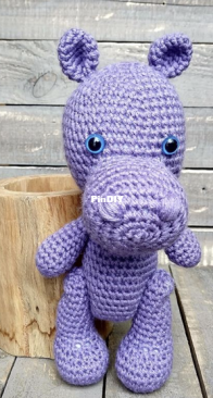 Happy Hook Designs - Megan Alameda - Henrietta The Happy Hippo - Free
