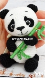 Sanka Toys - Oksana Berejshik - Keychain Little Panda