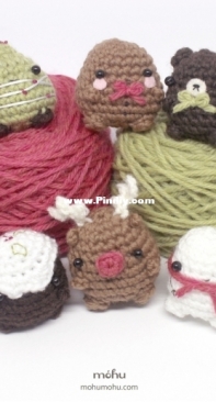Mohu  - Christmas Ornaments - Lauren Bergstrom