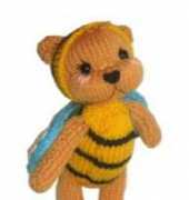 HandMadeAwards Little Teddy Bee