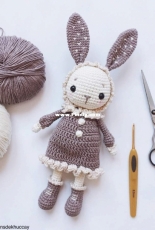 Les Petites Mains de Khuccay - Khuc Cay - Hoàng Thị Ngọc Ánh - Mimi the Little Bunny - Chinese - Translated