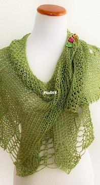Granny Smith Apple wrap by Petra Breakstone