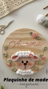 Pamela Barbosa dos Santos -  Pamela Barbosa Sprada  - Wooden Board - Plaquinha de Madeira - Portuguese