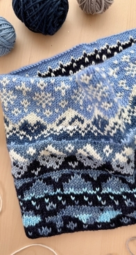Alaska Doodle Reversible Cowl by Jamie Lomax