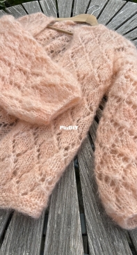 Mega Diamonds Cardigan by Camilla Hoier Adamsen