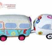 Crochet Perfect - Michaela Stelling - Hippie Van with Trailer