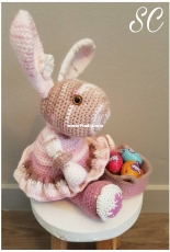 Deux Petites Mains - The Two Little Hands - Sandrine Campaña Garcia - Easter Bunny