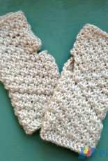 LauraMaes Crochet - LauraMae Fanelli - Huntington Arm Warmers - Free