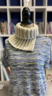 Scintille Cowl by Meredith Wachter-Free