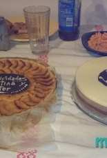 Apple pie and 3 chocolate cake