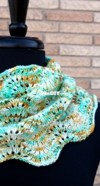 Waves on The Shore  Cowl by Knit & Bolt-Free
