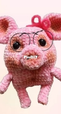 Club de Manualidades Perú​ - Milagros De La Cruz - Becky the Piglet - Chanchita Becky - Spanish - Free
