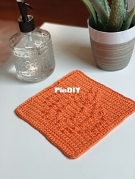TKnits and Crochets -  Teuta Acosta - The Autumn Pumpkin Dishcloth