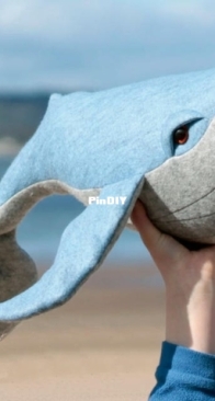 Crafty Kooka _ Humpback Whale Pattern _ English