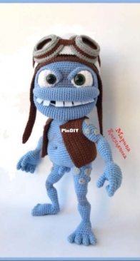 Marina EMelyanova  - Crazy Frog  - Rana Loca - Spanish - Translated