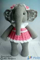 Ekaterina Mizinova - The elephant  Zhdunyasha - Russian - Free
