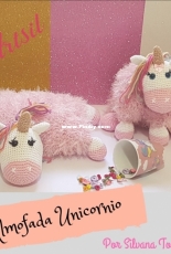 Silvana Todeschini - Unicorn cushion - Portuguese