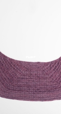 Ridged Crescent Shawlette by Carla Cuadros - Knit Picks