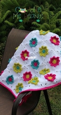 Cuddle Me Beanies - April Bennet - Spring Fling Blanket