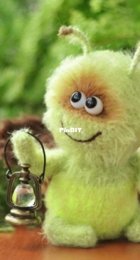 AuntieBeeToys - Yana Martovytska - Firefly - Russian