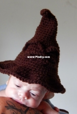 Amidorable Crochet - Jackie Laing -  Newborn Sorting Hat  - Free