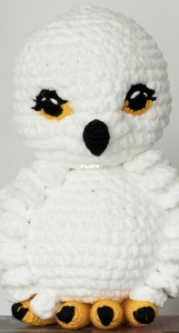 Old Soul Crochet Co - Valerie Church - Snowy Owl