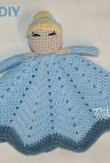 TMK Crochet - Jennifer Lynas - Cinderella Lovey Blanket