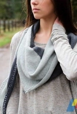 YarnOnTheHouse-Jenny Shawl by Veronika Jobe-Free