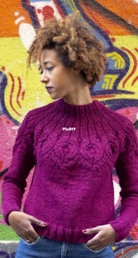 Rosalía Sweater by Lucía Ruiz de Aguirre - English, Spanish