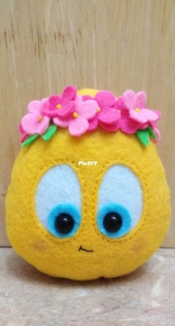 Felt easter egg