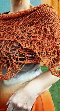 Full of life shawl by Petra Breakstone