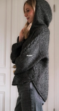 Transsylvanien Hoodie by Elida Virack - Svarta Fåret Happy Halloween - Free