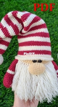 Creative House Pattern - Mary - Christmas Amigurumi Gnome