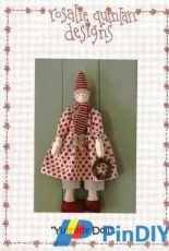 Rosalie Guinlan Design R111 Yuletide Doll