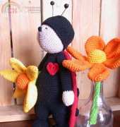 Hip Haakwerk - Carla Stey - Dolf the LadyBug - Lieveheersbeestje - Dutch
