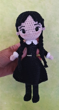 Merlina amigurumi