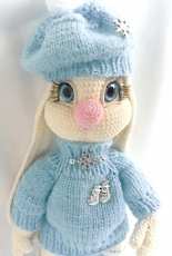 Winter зайка with blue eyes
