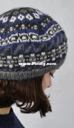 December nights Beanie by Loulalalou