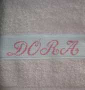 Dóra Towel
