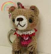 Laura B Design - Little Amigurumi Bear