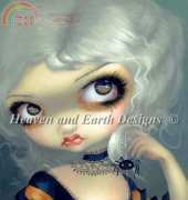HAE JBGQS 532 - QS Portrait With a Spiderling - Jasmine Becket-Griffith