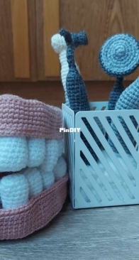 Knot Monsters - Michael Cao - Dentist Edition