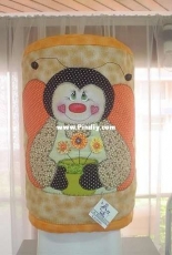 A Bonekeira Capa para bambona de Agua - Abelha