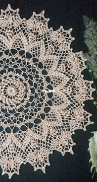 Nelly Klos - Hanami Doily - English